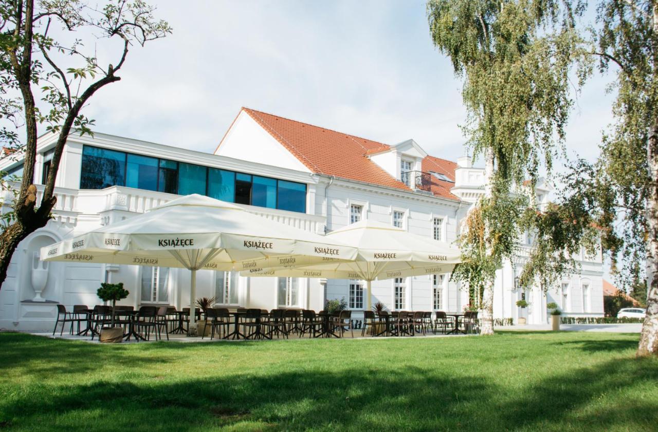 Palac Na Opieszynie Września Extérieur photo