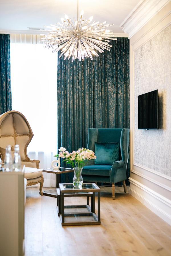 Palac Na Opieszynie Września Extérieur photo