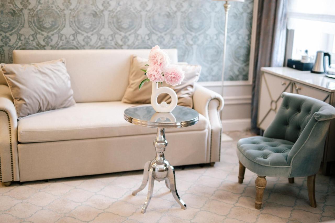 Palac Na Opieszynie Września Extérieur photo